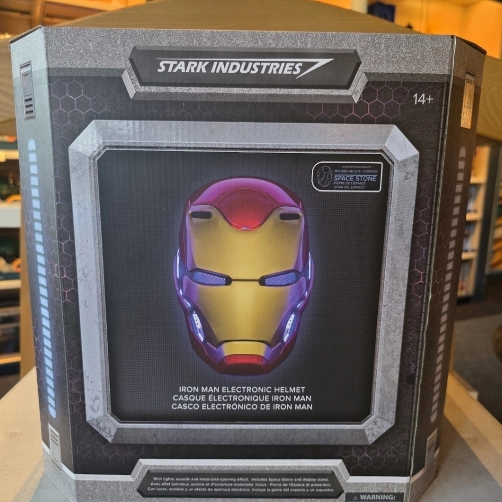 Disney Parks Marvel Iron Man Helmet that automatically